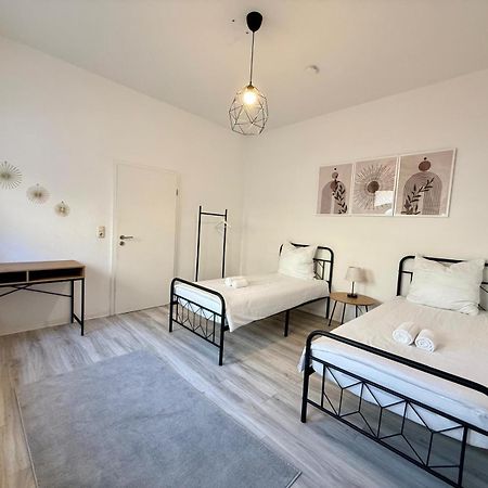 Raha Apartments - Grosses 3 Z-Apartment - Erdgeschoss - Domplatz - Vollausstattung Erfurt Kültér fotó