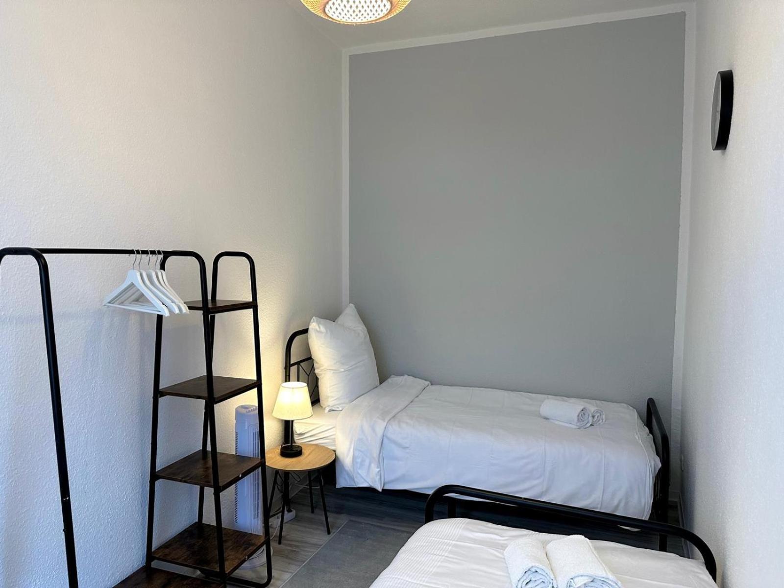 Raha Apartments - Grosses 3 Z-Apartment - Erdgeschoss - Domplatz - Vollausstattung Erfurt Kültér fotó